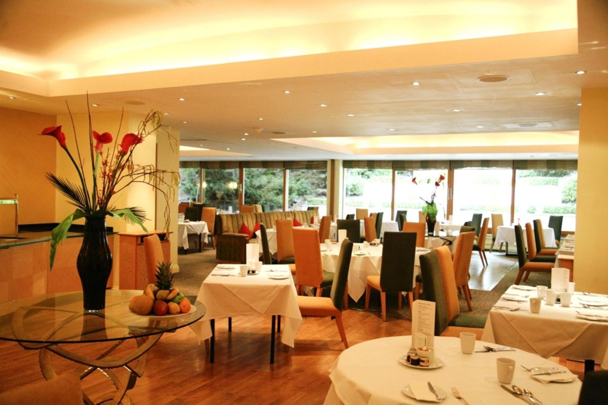 Regency Park Hotel, Health Club & Spa Thatcham Kültér fotó
