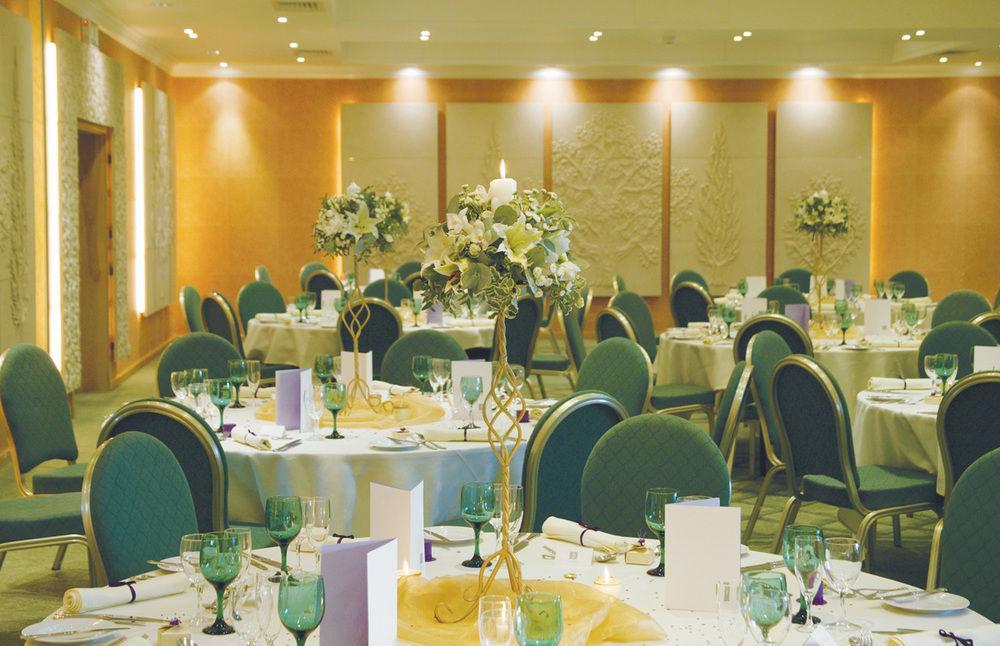 Regency Park Hotel, Health Club & Spa Thatcham Kültér fotó