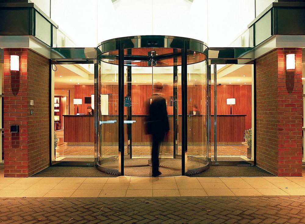 Regency Park Hotel, Health Club & Spa Thatcham Kültér fotó